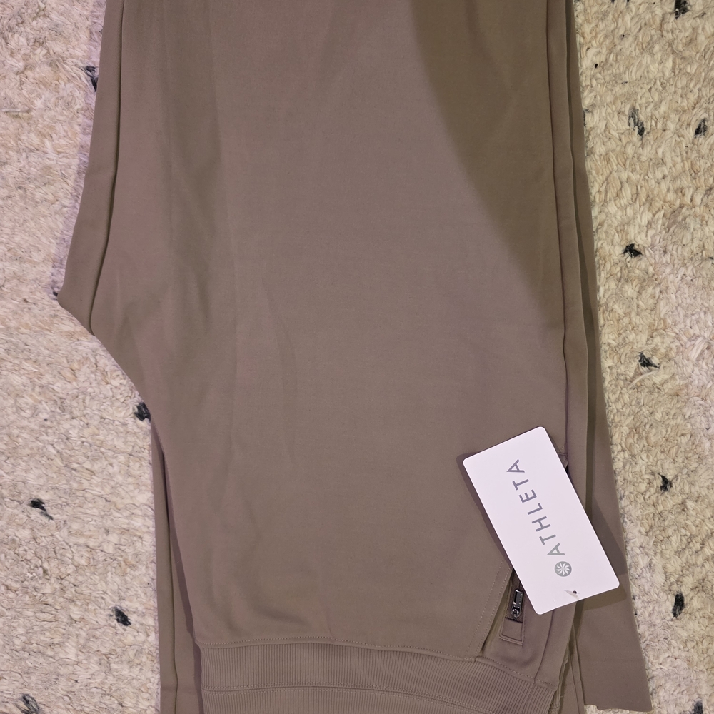 NWT 🎁  ATHLETA Venice Flare Pants